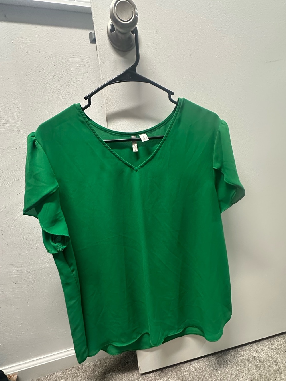 LIKE NEW Cato Flowy Lightweight Green Blouse Large